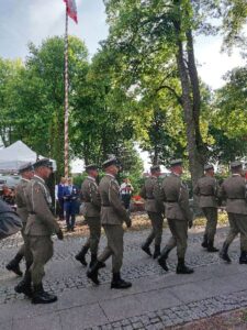 Chwała Bohaterom. Wieczna pamięć poległym, zdjęcie 14 z 27
