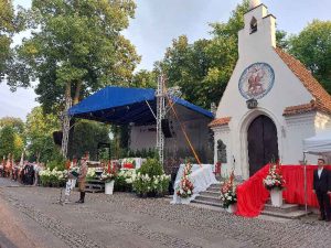 Chwała Bohaterom. Wieczna pamięć poległym, zdjęcie 17 z 27