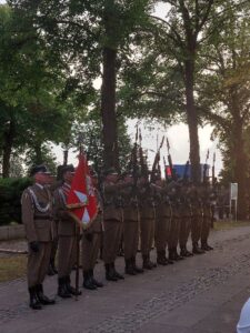 Chwała Bohaterom. Wieczna pamięć poległym, zdjęcie 20 z 27