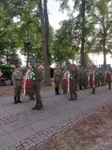 Chwała Bohaterom. Wieczna pamięć poległym, zdjęcie 21 z 27