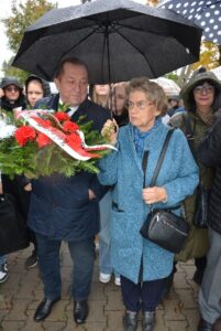 Klub międzypokoleniowych spotkań, zdjęcie 1 z 11
