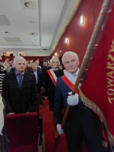 Ojczyzna miłością wskrzeszona, zdjęcie 3 z 21
