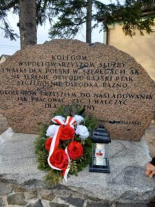 Obchody 83. rocznicy AK w szkole w Starych Załubicach, zdjęcie 1 z 10