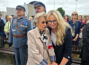 Wycieczka historyczno - patriotyczna, zdjęcie 2 z 15