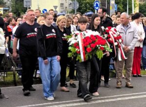 Wycieczka historyczno - patriotyczna, zdjęcie 3 z 15