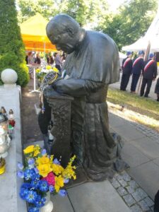 Jan Paweł II w mieście Cudu nad Wisłą- 22 lata temu, zdjęcie 17 z 18
