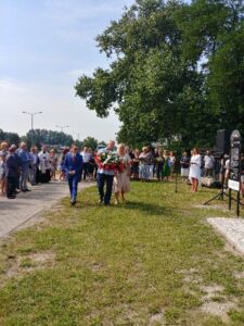 Mieszkańcy Słupna upamiętnili swojego bohatera, zdjęcie 16 z 23