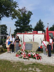 Mieszkańcy Słupna upamiętnili swojego bohatera, zdjęcie 20 z 23